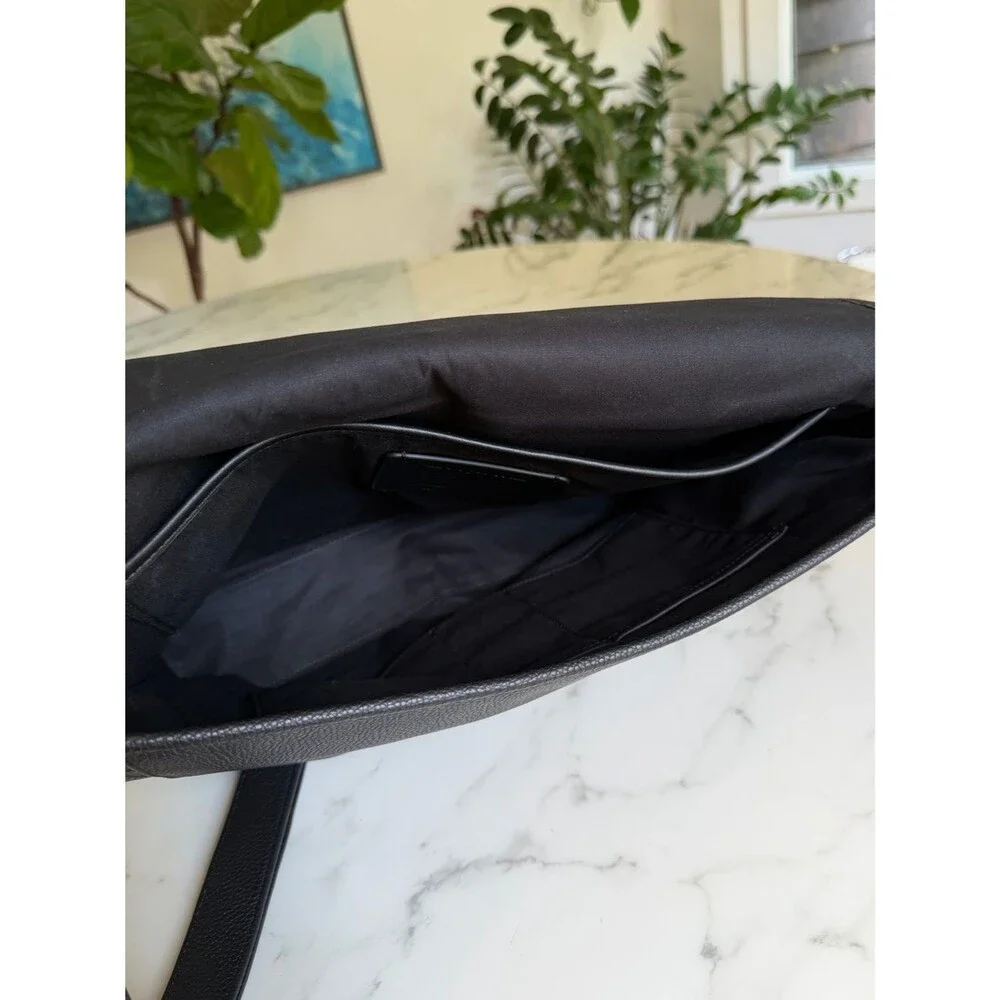 Coach Beck Messenger Crossbody Bag in Signature Pebble Leather Black CP115
